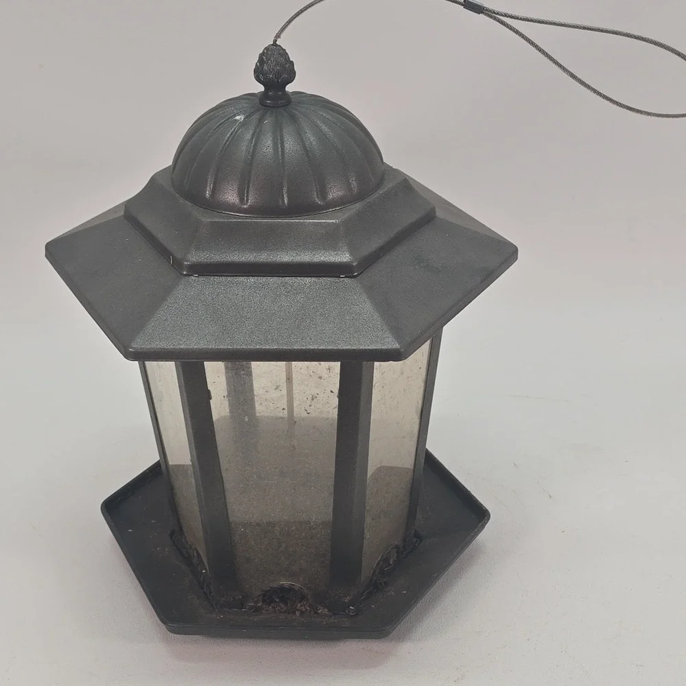 Perky-Pet Lantern Shaped Bird Feeder 3.5 lb Rust-Resistant Hanging 9x9x13